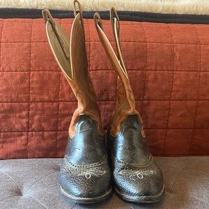 Men’s Tony Lama boots